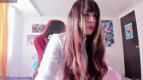 Snapshot of mathildalapetite chatting on May 26, 2026, 8:49 pm Mathilda Lapetite online show from May 26, 2026, 8:49 pm