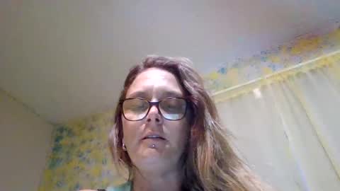 Snapshot of mathislauraashley2023 chatting on June 18, 2026, 12:22 am mathislauraashley2023 online show from June 18, 2026, 12:22 am