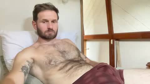 Snapshot of mati_m8 chatting on July 25, 2026, 5:54 pm mati_m8 online show from July 25, 2026, 5:54 pm
