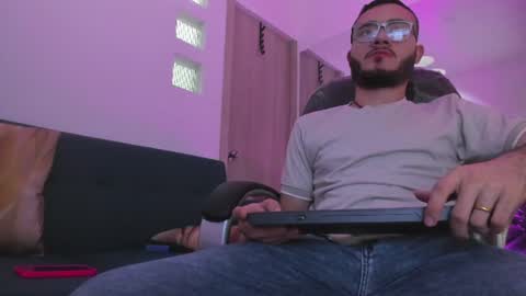 Snapshot of matia_zelvya chatting on June 18, 2026, 12:20 pm matia zelvya online show from June 18, 2026, 12:20 pm