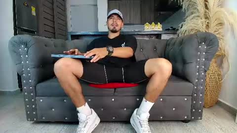 Snapshot of matias_costa chatting on August 1, 2026, 3:39 am MATIAS COSTA online show from August 1, 2026, 3:39 am