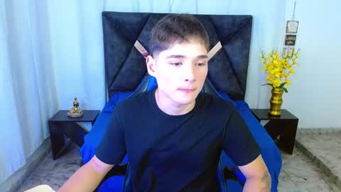 Snapshot of matiii18 chatting on July 17, 2026, 1:40 pm Mati online show from July 17, 2026, 1:40 pm