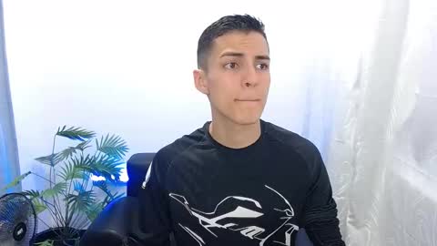 Matias online show from September 12, 2025, 1:55 pm