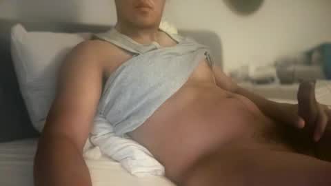 Snapshot of matoka33 chatting on July 15, 2026, 2:06 am Dad online show from July 15, 2026, 2:06 am