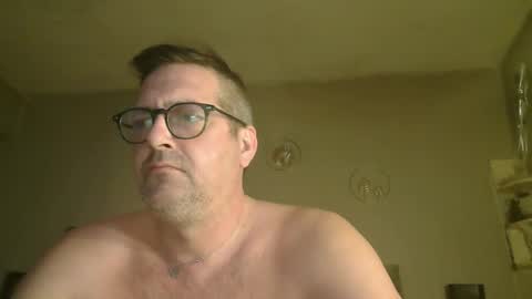 matrike1 online show from April 19, 2026, 6:10 pm