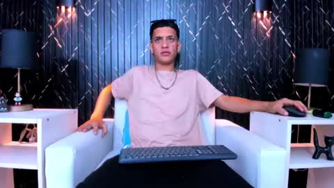 Matt Ruso online show from November 12, 2025, 3:07 am