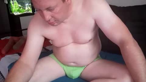 Snapshot of matten80 chatting on November 8, 2025, 9:42 am matten80 online show from November 8, 2025, 9:42 am