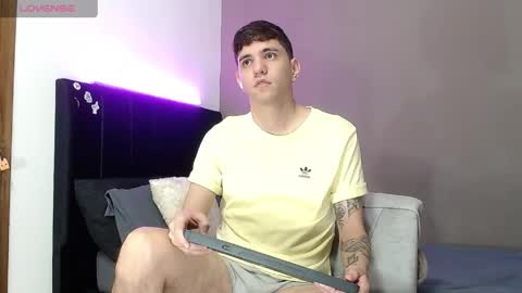 ---Matteo--- online show from April 12, 2026, 3:44 am