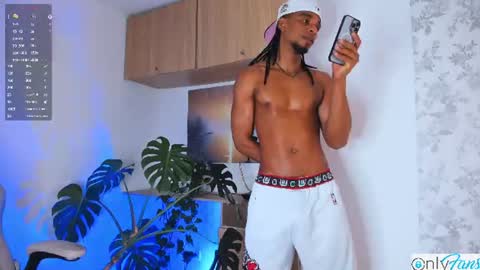 Snapshot of matteo_777 chatting on July 17, 2026, 1:12 am Mateo online show from July 17, 2026, 1:12 am