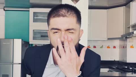 Matteo simpson online show from September 29, 2025, 8:41 am