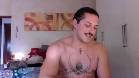 matteushh87 online show from November 8, 2025, 9:42 am