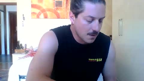 Snapshot of matteushh87 chatting on May 21, 2026, 9:05 am matteushh87 online show from May 21, 2026, 9:05 am