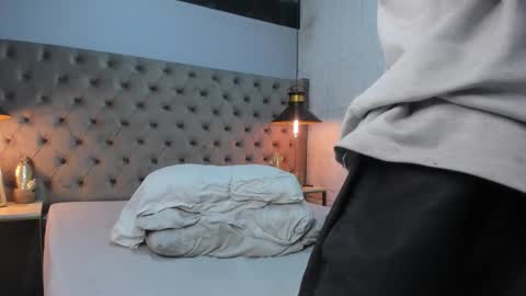 mattfiore online show from November 11, 2025, 11:54 am