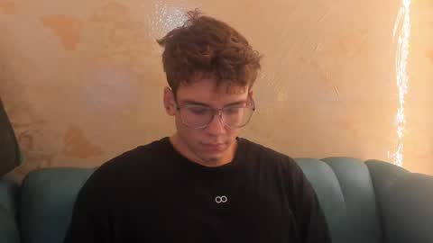 matthew online show from September 26, 2025, 2:43 pm