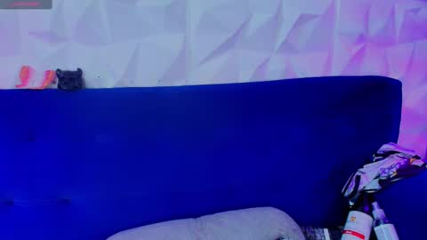 TATIANA  AND ROUS online show from February 20, 2025, 10:15 pm