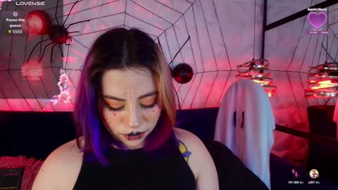 TATIANA  AND ROUS online show from October 15, 2025, 11:10 am