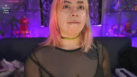 TATIANA  AND ROUS online show from April 16, 2026, 11:11 am