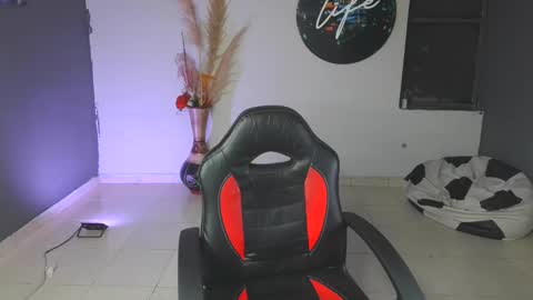 mattias     online show from January 26, 2025, 12:48 am