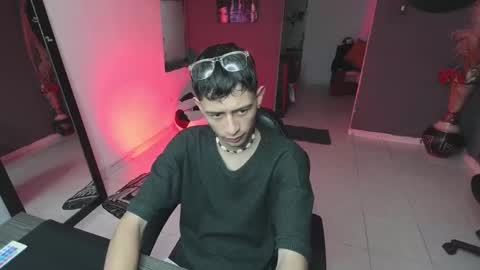 mattias     online show from February 9, 2025, 8:56 pm