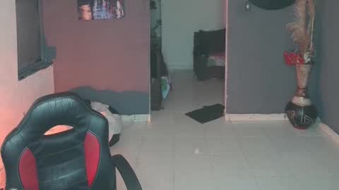 mattias     online show from February 21, 2025, 9:43 pm