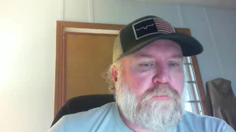 mattiec14 online show from December 5, 2025, 5:31 pm