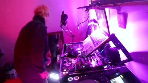 mattiedee369 online show from February 28, 2026, 9:32 am