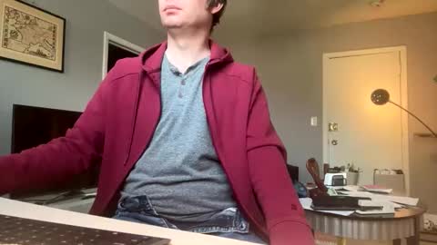 Snapshot of mattiufr chatting on December 19, 2025, 3:19 pm Matt online show from December 19, 2025, 3:19 pm