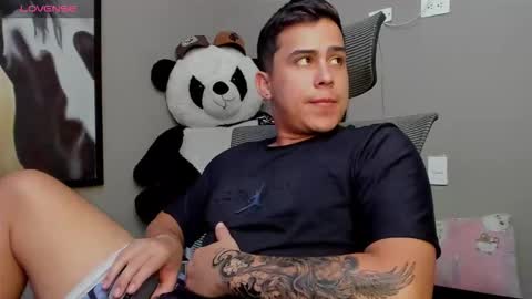 mattiwsmorris_ online show from September 11, 2025, 4:40 pm