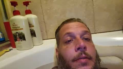 Mattmatt4401 online show from June 9, 2026, 11:44 am