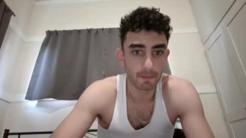 Snapshot of mattsroom123 chatting on March 4, 2025, 12:50 am mattsroom123 online show from March 4, 2025, 12:50 am