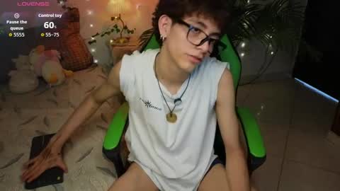 matty_spark online show from April 24, 2026, 1:24 pm