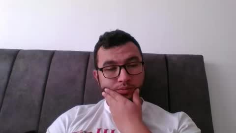 Snapshot of mattz92 chatting on March 16, 2026, 2:43 pm mattz92 online show from March 16, 2026, 2:43 pm