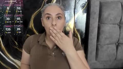 mature_gold online show from September 13, 2025, 12:16 pm