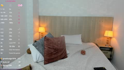 katerin online show from December 21, 2024, 5:51 pm