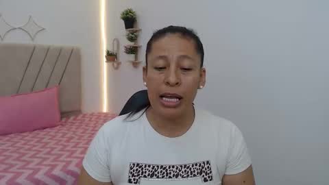 Martina online show from April 22, 2026, 8:21 pm