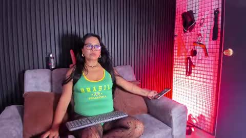 Snapshot of mature_naughty_x chatting on June 15, 2026, 3:31 am DEBORA online show from June 15, 2026, 3:31 am