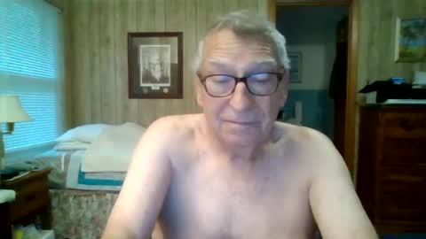 Snapshot of maturecouple1954 chatting on July 28, 2026, 11:17 am SXECPL55 at G mail Dot Com online show from July 28, 2026, 11:17 am