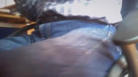 Maturedaddi online show from April 1, 2026, 11:55 am