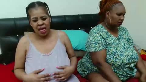 QUEEN online show from March 26, 2026, 9:20 pm