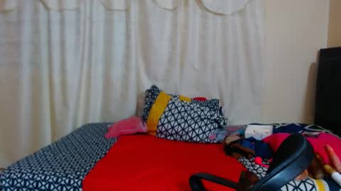 maturehot649 online show from February 23, 2025, 6:01 pm