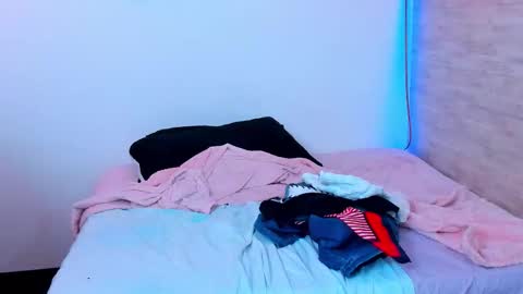 maturepure_ online show from January 6, 2026, 11:40 pm