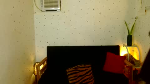 maturity_mommy_intown online show from September 15, 2025, 9:09 am