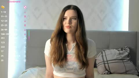 Lily online show from February 24, 2025, 4:36 pm