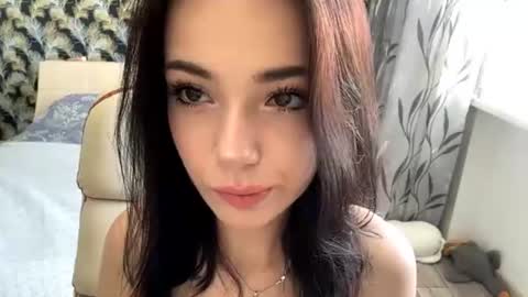 Snapshot of maudieyuan chatting on June 14, 2026, 3:19 am Lina online show from June 14, 2026, 3:19 am
