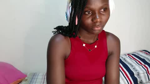 Snapshot of maui_001 chatting on February 19, 2026, 7:32 pm moh online show from February 19, 2026, 7:32 pm