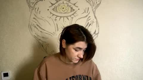 Mari online show from December 4, 2025, 6:34 am