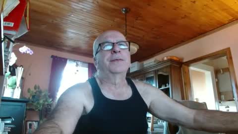 Maurice online show from March 10, 2025, 1:21 pm