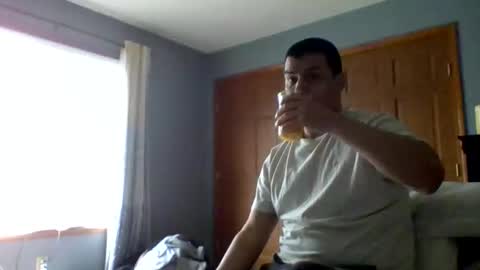 Snapshot of mauricescott chatting on May 3, 2026, 12:33 pm mauricescott online show from May 3, 2026, 12:33 pm