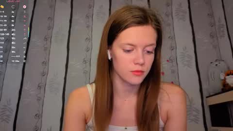 Snapshot of maurineneverman chatting on July 9, 2026, 8:07 am Lucy online show from July 9, 2026, 8:07 am