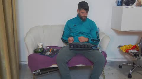 Snapshot of mauro_real_man chatting on July 23, 2026, 2:53 am mauro_real_man online show from July 23, 2026, 2:53 am